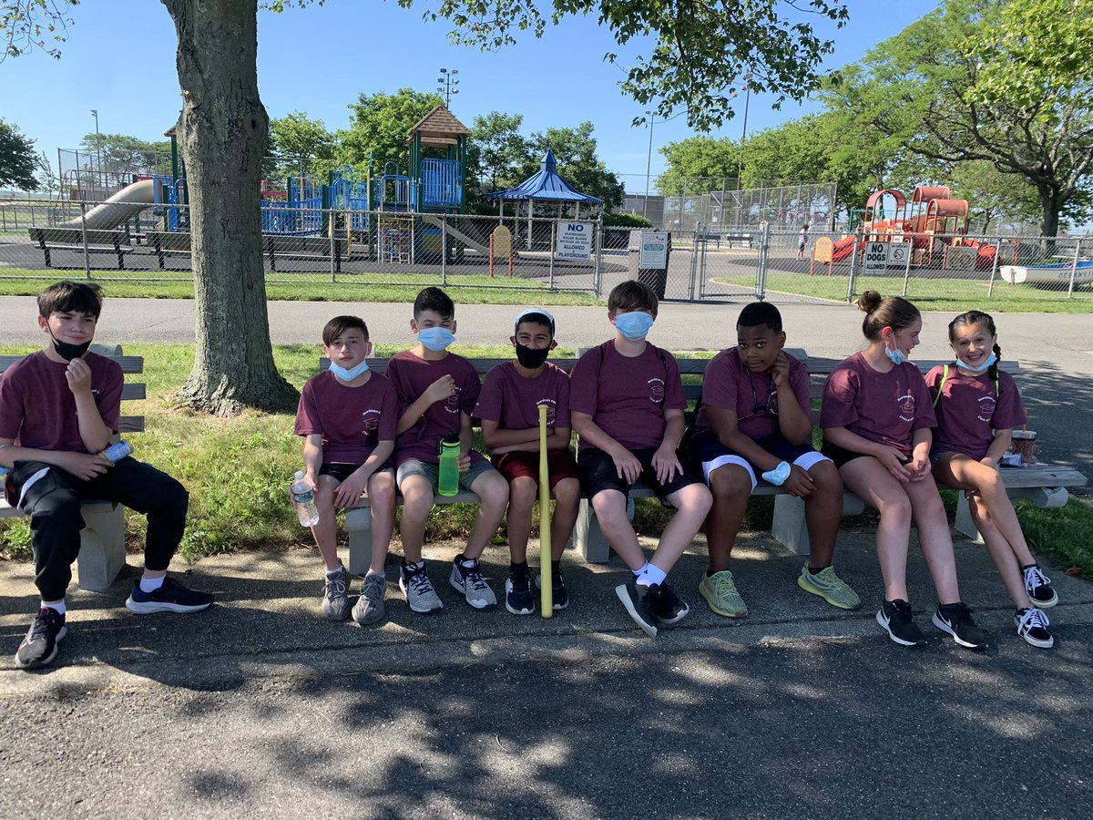 MissPontrello's tweet photo. When your team wins the scavenger hunt for 6th grade day! 🎉 https://t.co/pld9n58r9J