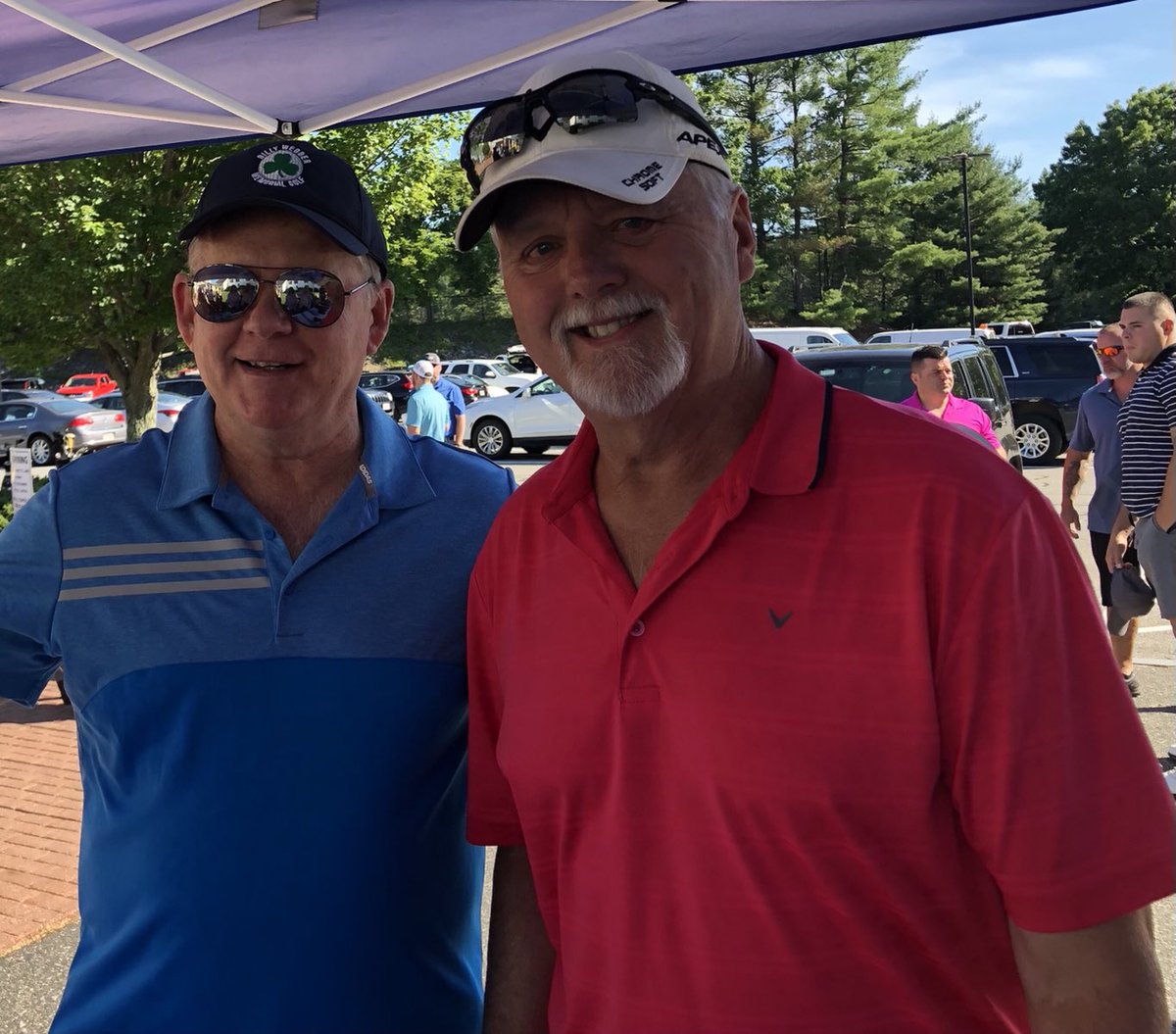 MargueriteKerr's tweet photo. Great day to golf and honor a great man!  Today's the 13th Annual Billy Webber Memorial Golf Tournament at Juniper Hills. Proceeds go to the William H. Webber Memorial Scholarship for two ARHS students and the #PancreaticCancerAlliance https://t.co/P7E3lm0IAj