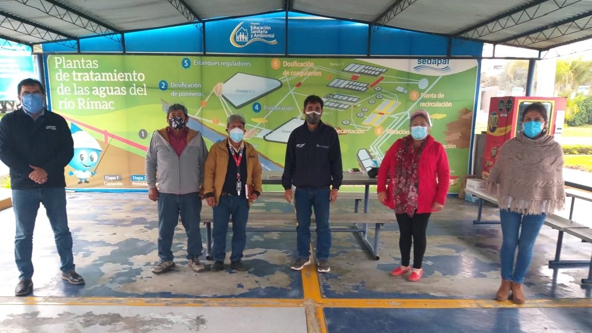 DialogoporAgua's tweet photo. #Obra #NuevaRinconada
Reunión entre el #EGSP de Sedapal y dirigentes de la Obra Nueva Rinconada con la finalidad de informarles sobre el procedimiento para organizar el Comité de Vigilancia. https://t.co/PN7cXYugep