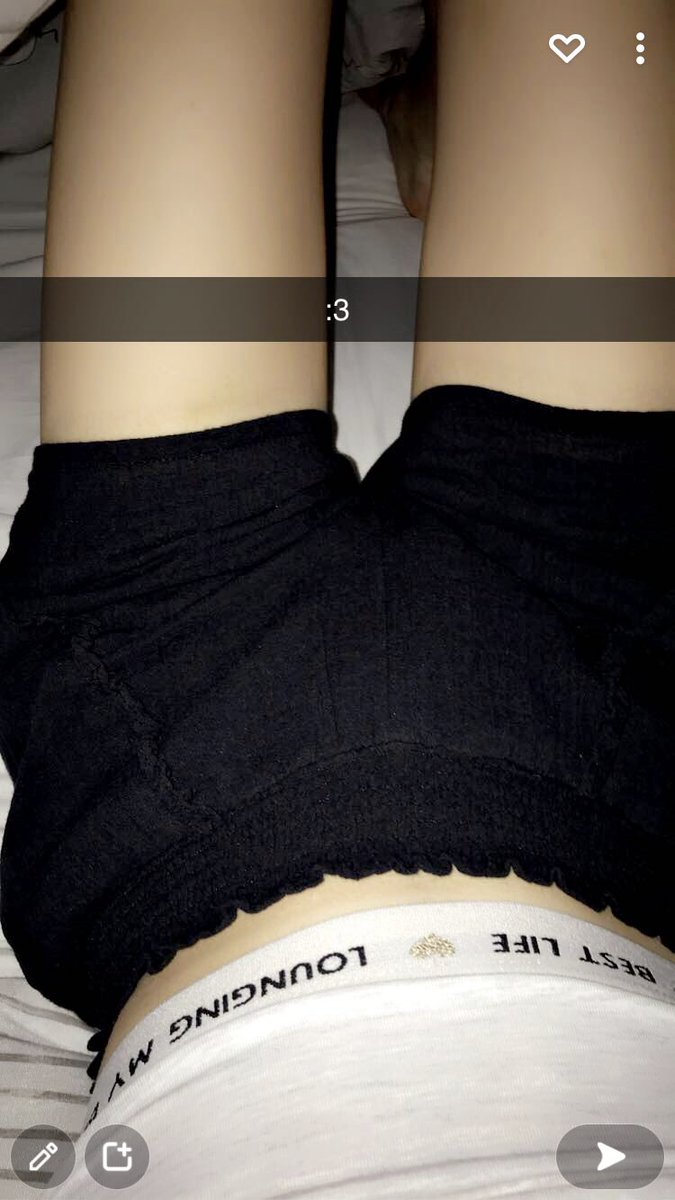 theartofpainn's tweet photo. use me as thinspo 🦋
#thinspo #ana #anorexia #anorexic #starvingforana #thinlegs #thinthighs #boneyhands #thinarms #proana #probone #bonespo #bone #starving #skinnylove #skinnyteen #skinnygirl #ed #edtwt #edtw #eatingdisorder https://t.co/Tj5ICVNmVk