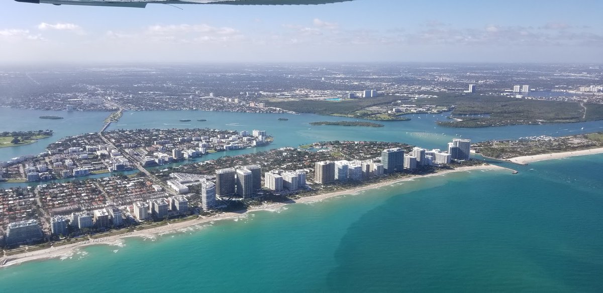 jnarai's tweet photo. Enjoy these shots I took from my old office! We were flying over Miami Beach & Key Largo, Florida (Jan 2020).
Gaming/break for a few. Make sure to take 5 every now and then for yourselves too, all!
Remember: It's always sunny above the clouds & every storm passes๐
#FlightPics https://t.co/JPOomojnr8