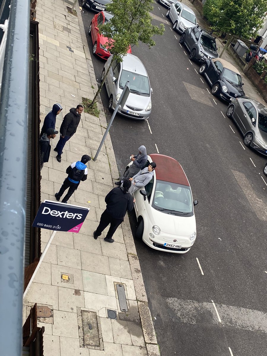 Rain stopped and the same congregation of boys have returned on #leghornroad #nw10 loitering, shouting, 2 boys smoking weed and soon to be littering. How would you feel if outside your home? #asb <a href="/HarlesdenNews/">Harlesden News</a> <a href="/HarlesdenHen/">HarlesdenHen</a> <a href="/MiliKPatel/">Mili Patel</a> <a href="/Brent_Council/">Brent Council</a> <a href="/MetCC/">Met Contact Centre</a> <a href="/MPSKensalGreen/">Kensal Green Police</a>
