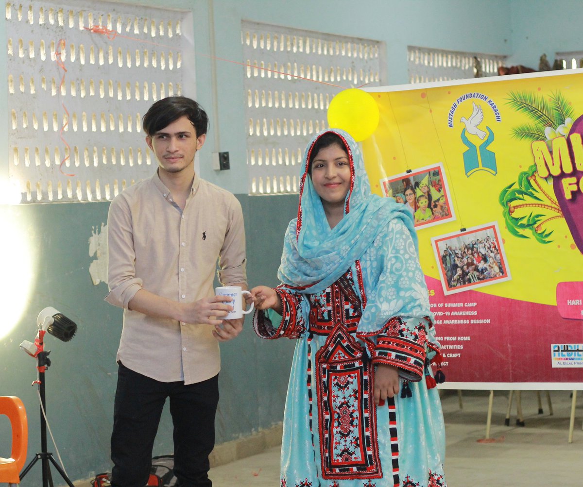 mahin_baloch's tweet photo. 5th day of Summer camp 2021❤️
Miss Hani Baloch presented souvenir to Fahad Khattak From Mistagh Foundation ❤️
#summercamp2021
#work_for_humanity
#work_for_change
#Mistagh_Family
#mistagh_foundation https://t.co/aTi525rUAB