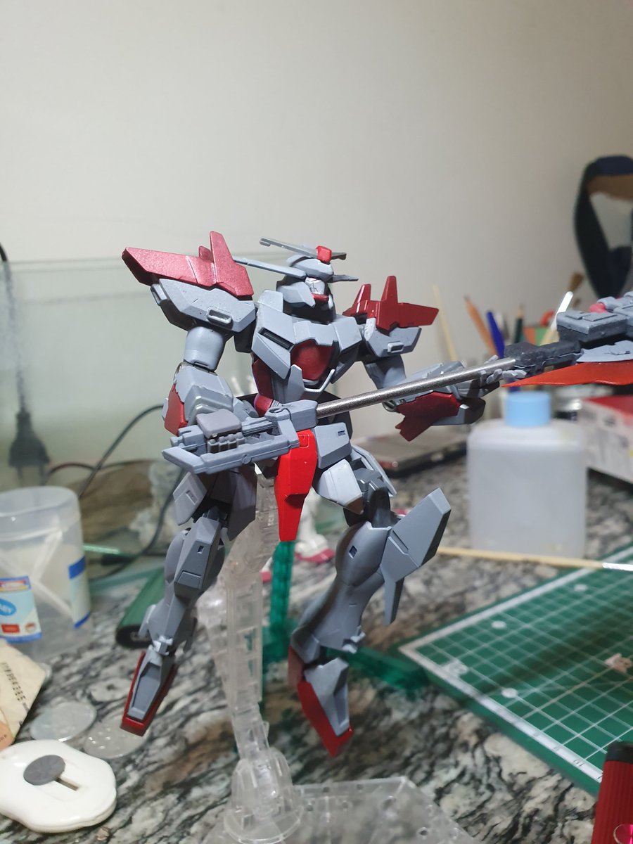 BosyaPerdana's tweet photo. First time doing kitbashing and custom paint for gunpla.
not so bad lah kalo dari jauh. https://t.co/nHnPXbO8Uv