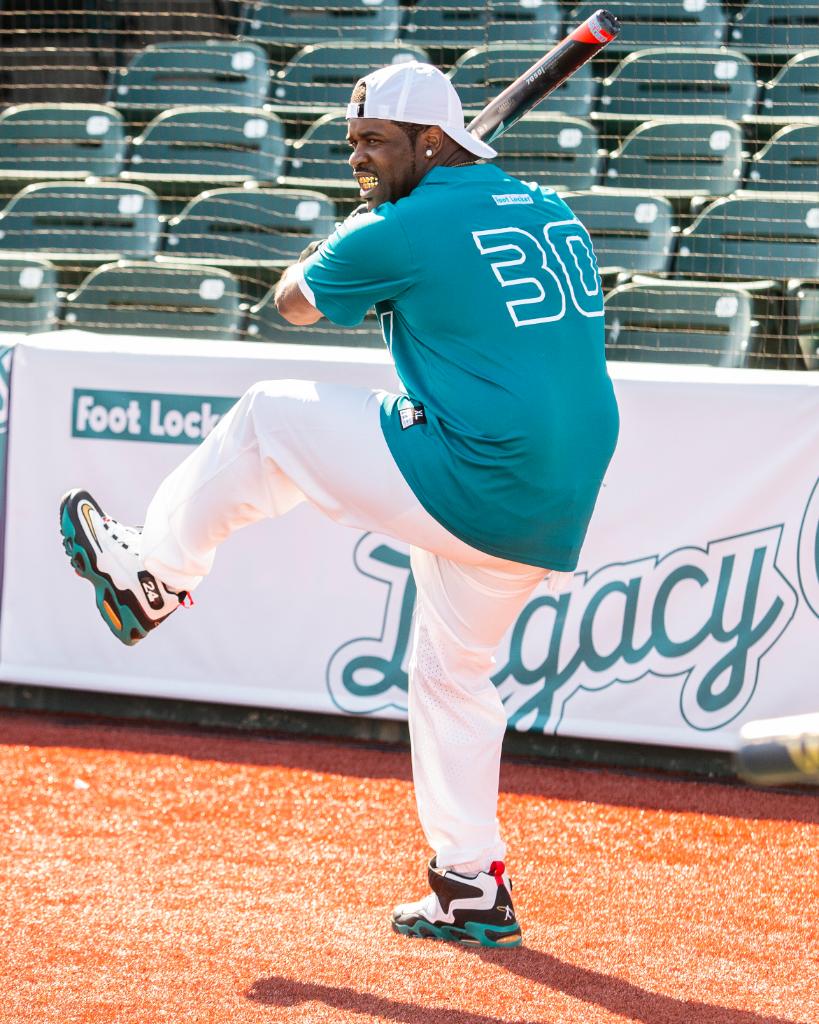 air max griffey on feet