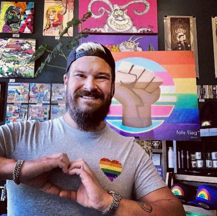 UWMLEC's tweet photo. Happy Pride Month everybody! 🏳️‍🌈 The LEC has partnered with the @uwmlgbqtrc Center to feature some amazing Milwaukee LGBTQ+ entrepreneurs! Celebrate the holiday by supporting these local businesses: Outkast Alterations, Flour Girl and Flame, and Beard MKE! ✨❤️🧡💛💚💙💜 https://t.co/POEVZ8nLNb