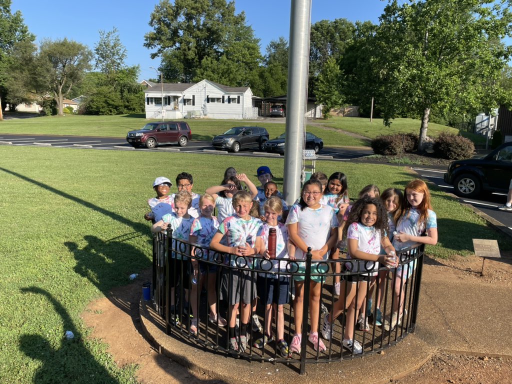 CCutter's tweet photo. So proud of the amazing staff members at Sam Houston that made our Safari Summer School a “roaring” success! Special thanks to our SS Coordinator &amp; Stem Teacher extraordinaire, Bob Kirkland, for working with our staff to create such a wonderful experience for our Smokies! https://t.co/Efhd40MfPo