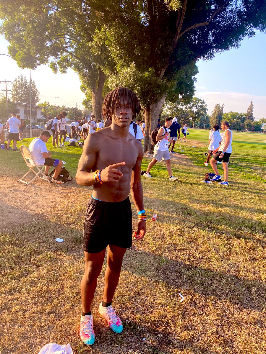 Thank you <a href="/FresnoStateFB/">Fresno State Football</a> @MorrellFresnoFB <a href="/Nodogsdown_JDW/">JD Williams</a> for having me!! And thanks to all the coaches that came out!! Now it’s time to get back in the lab and work!! <a href="/damonspeaks1217/">Coach jenkins</a> <a href="/jak_rtz/">Julian</a> <a href="/KTPrepElite/">KT Prep</a> <a href="/BrandonHuffman/">Brandon Huffman</a>