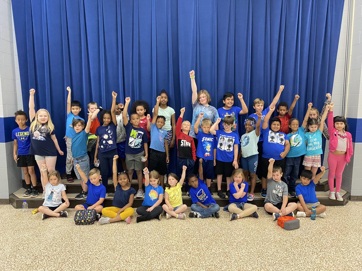 MES is soaring to great heights during Summer Scholars Week 2–just like #CaptainMarvel!  
#SumnerAchieves #SummerScholars @co_sumner <a href="/skinner_frankie/">Frankie Skinner</a>