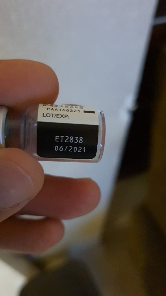 KhJacki's tweet image. שרת הבריאות הפלסטינית מאי קילא : הצוותים של משרד הבריאות הפלסטיני בדקו את החיסונים והתברר להם שהחיסונים אינם עומדים בתנאי התקן הדרושים ולכן הוחלט לבטל את העסקה