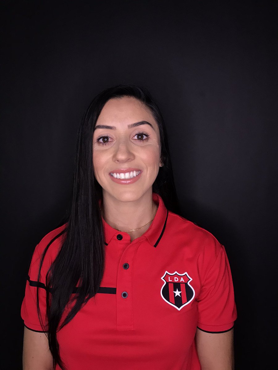 Felices 102 años 🖤❤️