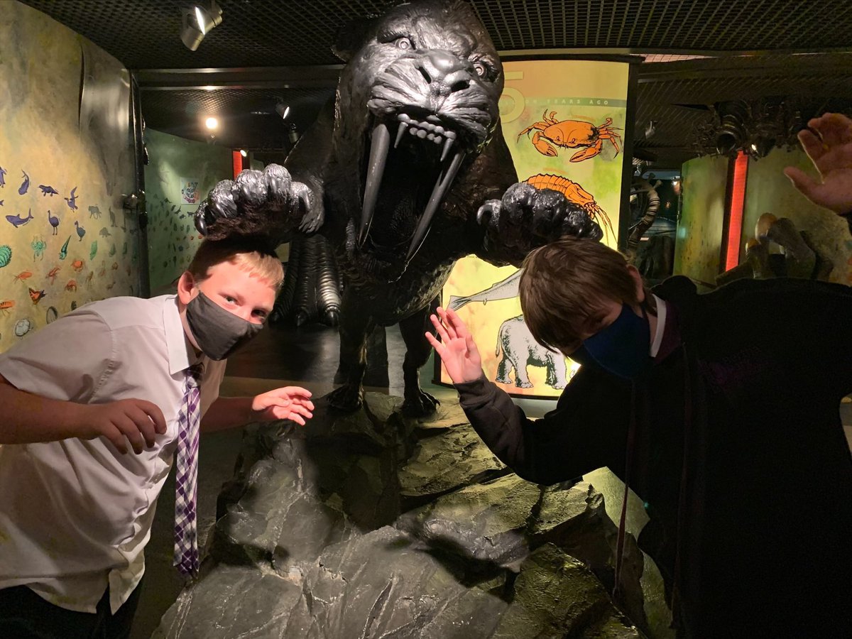 BerthaParkSoc's tweet photo. What a fantastic day out at @ourdynamicearth yesterday with @BerthaParkHigh S1 pupils! We planned a hospital in a disaster zone, watched our knowledge come to life on the tour &amp; explored super volcanoes 🌋 Well done to our brilliantly behaved pupils! 🌟 🌎 😷 #topgeographers https://t.co/OuVL0V0QMM