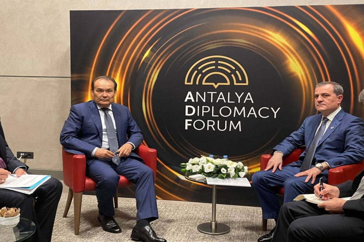 🇦🇿Azərbaycan Xarici İşlər naziri Ceyhun Bayramov Türk Şurasının Baş katibi Bağdad Amreyevlə görüşüb❗️

📌Görüş Antalya Diplomatiya Forumu çərçivəsində baş tutub❗️

@TurkicCouncil 
@bayramov_jeyhun 
@AzerbaijanMFA 

#antalyadiplomacyforum