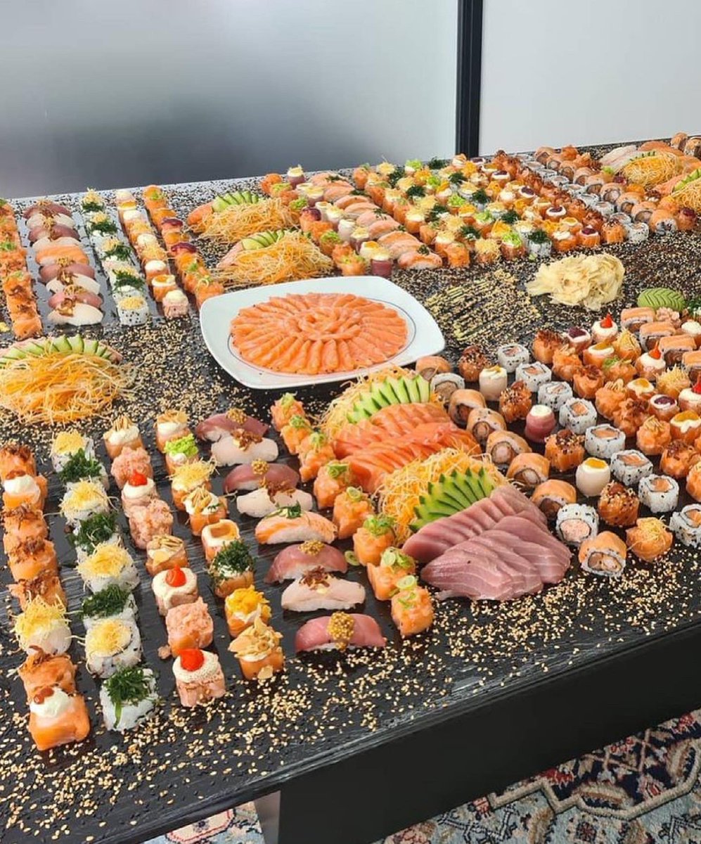Vej inkompetence procedure First We Feast on Twitter: "International Sushi Day? Now this is a food  holiday I can celebrate. 🍣 #FEASTAGRAM (via.@marinhoseafood/IG)  https://t.co/nDzKCUzFiU" / Twitter