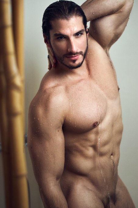 I imagine @IcarusSecret was a Greek God in another life, I said what I said ?#jockmenlife https://t.
