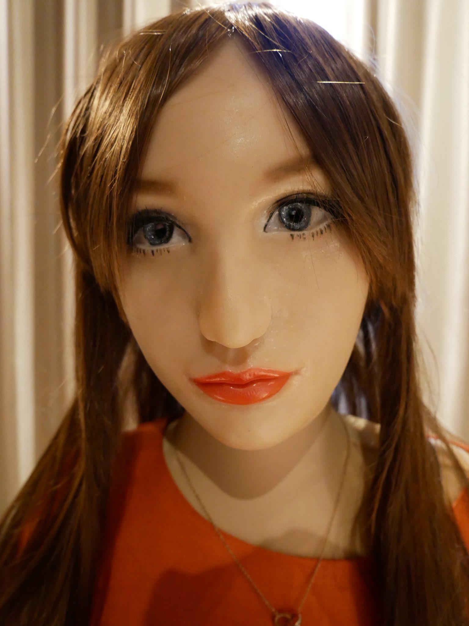 female mask bar on Twitter "微妙に違うマスク…