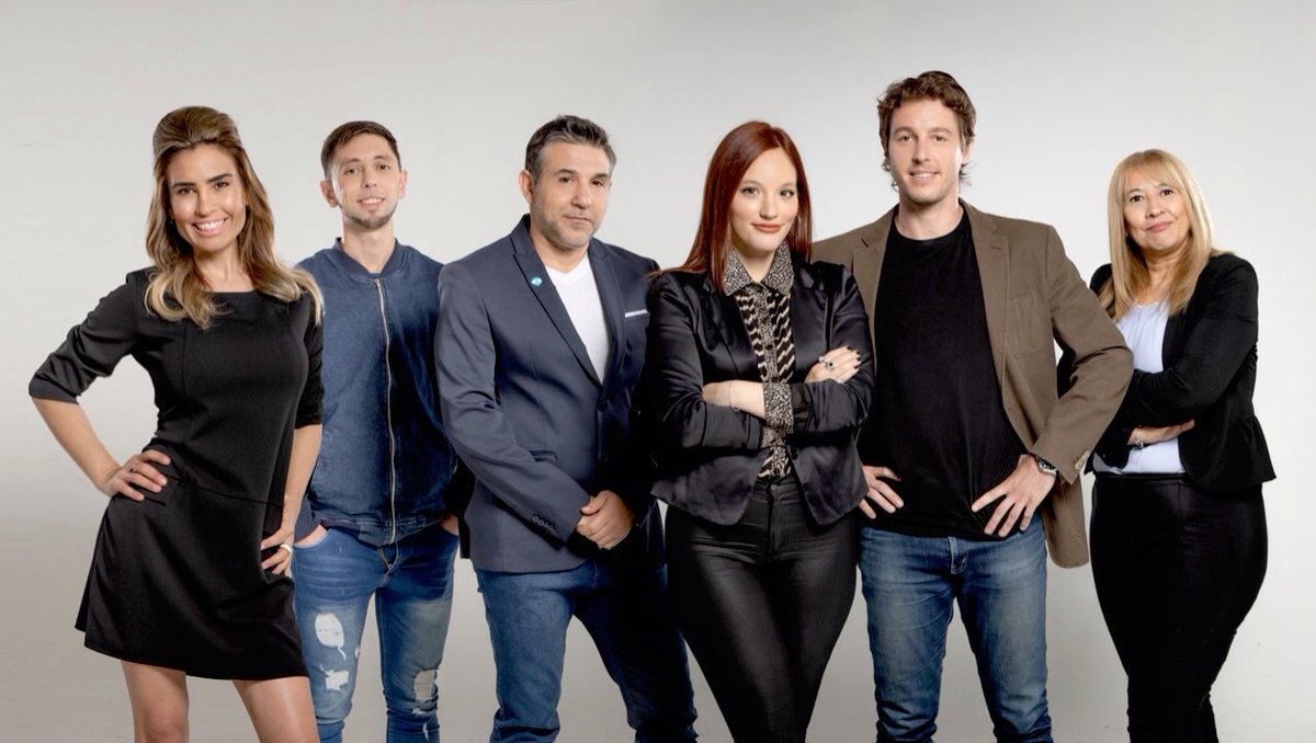 #RadioPerfil 🔵 | AIRE para #ElOtroPaís, con Nacho Ros y gran equipo

Escuchalo en vivo acá 🔊👇
radio.perfil.com/en-vivo/radio 
<a href="/elotropaisok/">elotropaisok</a> <a href="/SantiagoLlull/">El lobo bueno de la city</a> <a href="/IannottiRomina/">Romina Iannotti</a> 
<a href="/perfilcom/">Perfil.com</a> 📻