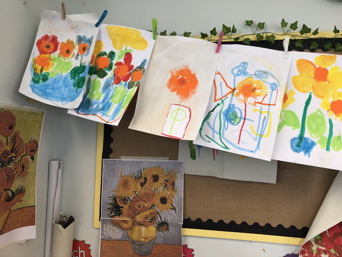 Pennardprimary's tweet photo. Bae Un had a lovely day with Mrs Chisholm, look at these works of art! 🌻#PennExp https://t.co/pyR537HZpa