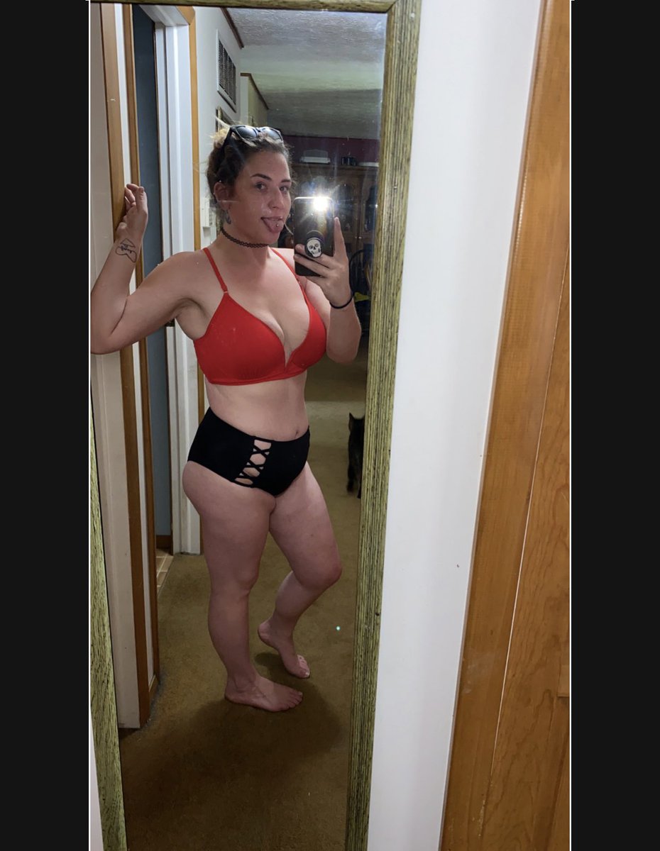 megannicole971's tweet photo. Anyone interested in seeing more? Message me! 😘😋 #cashappslut #follobackforfolloback #buyingcontent #messageme #onlyfanspromo #promotemypage #RetweeetPlease #AdultWork #sellingcontent https://t.co/X1p9ka2YUp