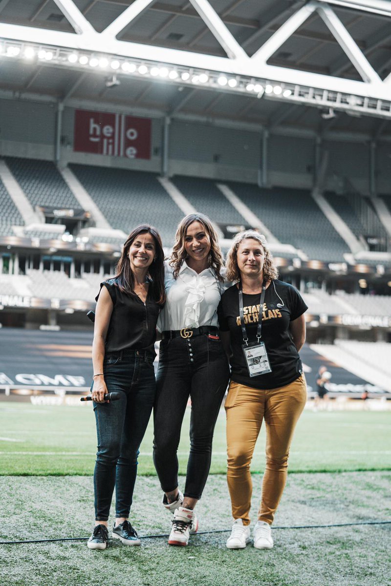 #DemiesTOP14 
Voici le trio qui animera la première demi-finale au @StadePM !
🎤 <a href="/paulinebouic/">Pauline Bouic</a> (<a href="/racing92/">Racing 92</a>)
🎤 Charlee Moss (<a href="/losclive/">LOSC</a>)
🎤 Chloé Stevenet (<a href="/staderochelais/">Stade Rochelais</a>)