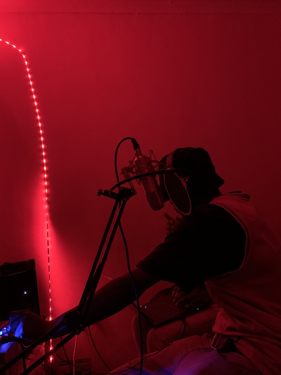 Good day everyone🙏🏽❤️

i've been quiet for so long since my previous release of ''Bright World EP''
but I'm overly excited to finally announce that i'll be dropping my new single titled Turn You On featuring @Dintleonthetrack and @vacks99official.
..THANK YOU!❤️