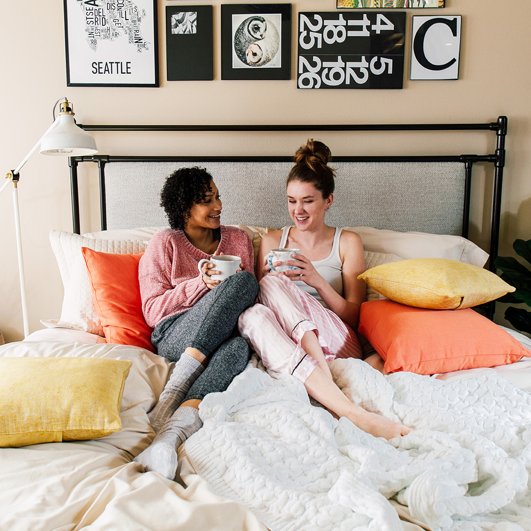 There's no better way to spend the weekend than snuggled up in all your Comphy favorites!

#Comphy #ComphyCo #MyComphyBed