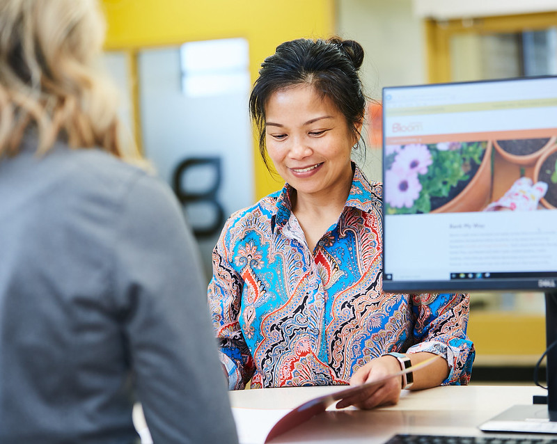 Bloom_CU's tweet image. Do you have a passion for helping people? Come grow with us! @Bloom_CU is seeking outgoing, friendly, confident people as full and part-time Financial Solutions Specialists. Our team helps people thrive financially. bloomcu.org/about-us/emplo…  Send resume to hr@bloomcu.org