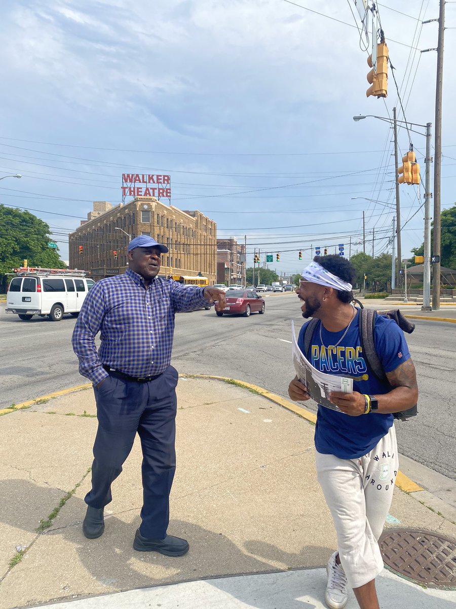 Through2Eyes's tweet photo. The Wonderful Week of Walks!!! 🗣 SMOTHERED CHICKEN!!! Shout out Quinn Buckner and everyone else affiliated with this amazing organization!! That’s 7 with Pacers Sports &amp; Entertainment! This was Walk &amp; Talk 113! #WalkandTalkIndy https://t.co/fLPD9dYSId