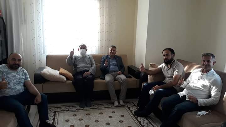 saadettuzla's tweet photo. İlçe Başkanımız Resul Kılıç ve heyeti, İlçe İstişare Üyemiz Hasan Yıldız Amcamızı ziyaret etti. Misafirperverliklerinden ve samimiyetlerinden dolayı Hasan Amcamıza teşekkür ediyor, hayırlı uzun ömürler diliyoruz. https://t.co/Qok203zr6h