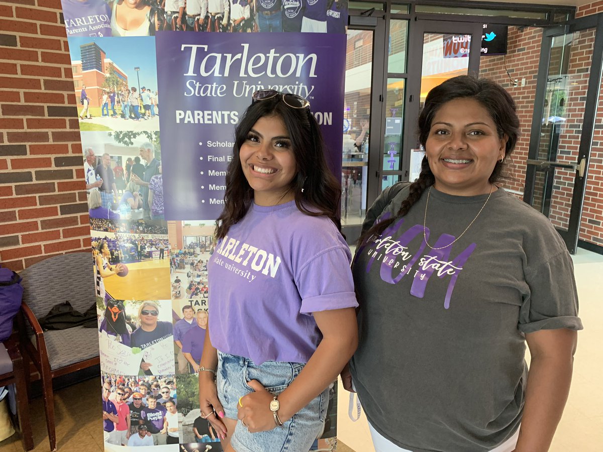 LathesTowns's tweet photo. Today was Orientation Day @TarletonState We greeted @TarletonAlum @TarletonParents #TarletonLegacy #BleedPurple #LetsRollTexans #LoveMyJob @PlowboysTSU #OnYeTarleton https://t.co/kWWQP47qOA