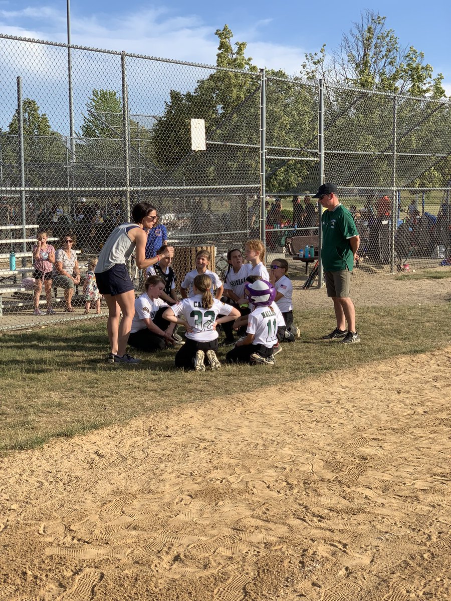 Coach Becky and 9u Silver Hawks working hard! @STCsilverhawks