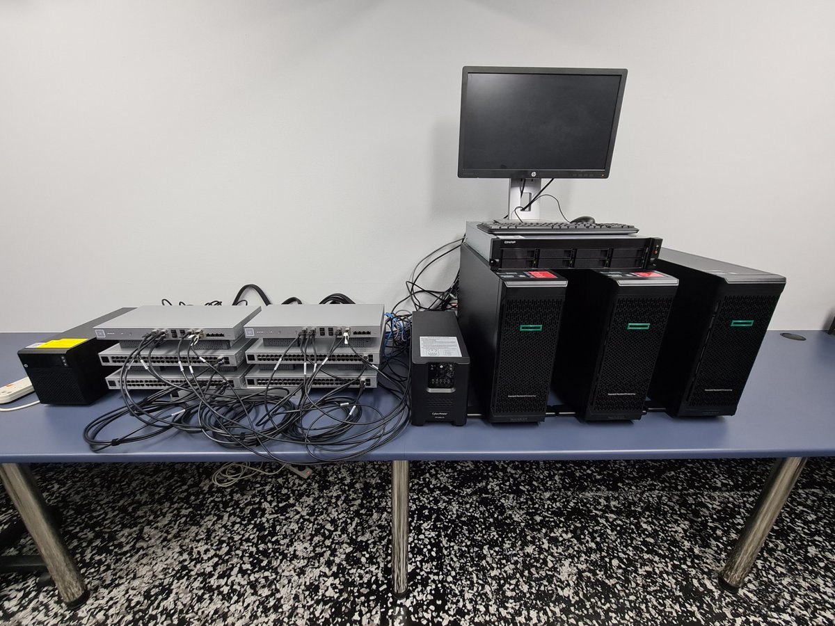 ReefInfoTech's tweet photo. Moving to the cloud is a great option now days.  But sometimes you still need a sh!t ton of server gear onsite. 😀  About $150k of gear sitting on the table, now I think about it, better make sure the back door is locked....

Have a great weekend everyone, 
💪 AJ and the Team 💪 https://t.co/bmmCbKHTCJ