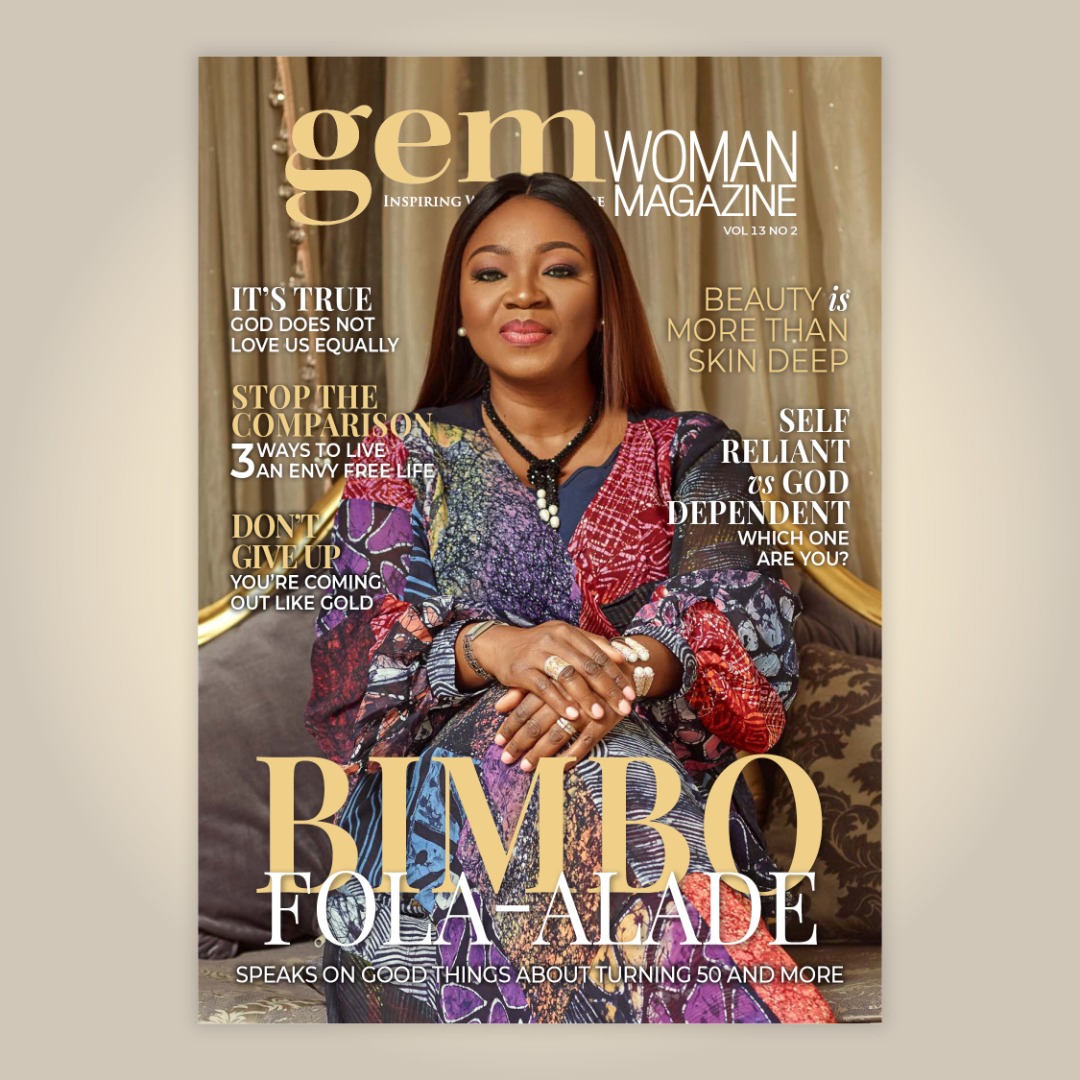 gemmagazines's tweet photo. #NewProfilePic https://t.co/XqeEqu5fte