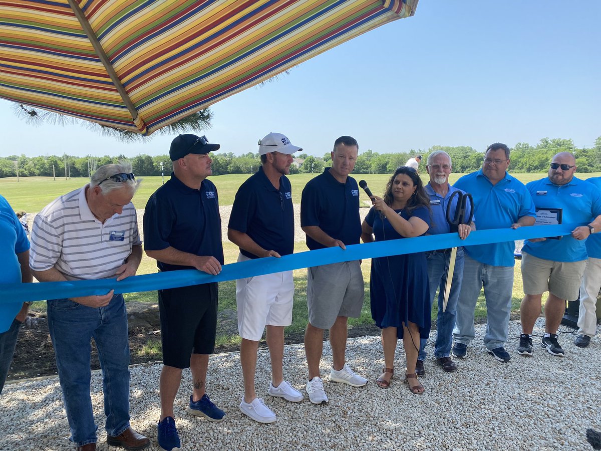 PSI_WU_TECH's tweet image. Today was the ribbon cutting for Pure Golf Topeka at 21st and Uriah! Excited about this new business and for its future success!