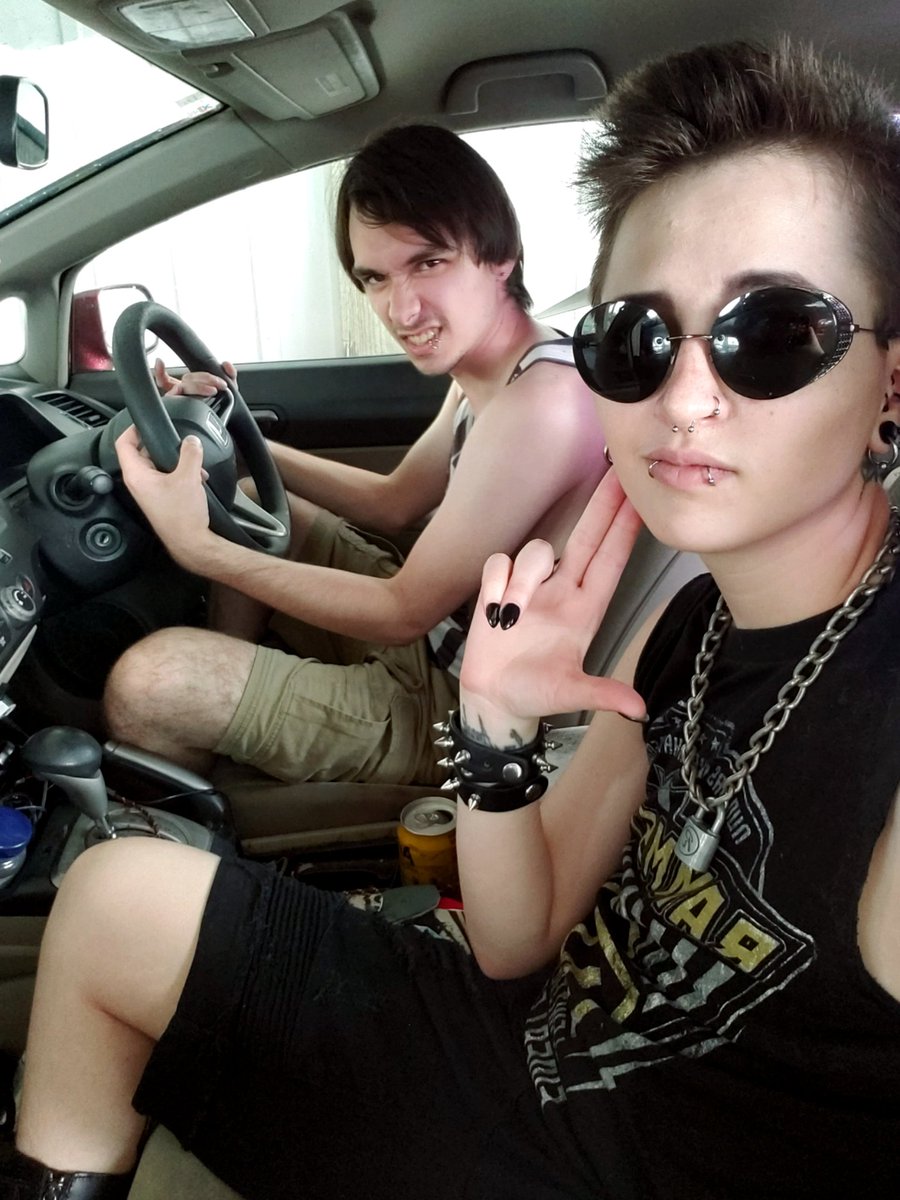 AnarcrowPunk's tweet photo. Yeah we gay, keep scrolling 🔪
#Punk #punkkid #queerpunk #queer #nonbinary #ftx #ftm #transmasc #transmasculine #selfie #piercings #edgy #rebel #gothpunk #weird #weirdkid #nonbinarytransguy #transguy #anarchopunk #gay #mlm #couple #married #dorks https://t.co/HFTVrHiRKr