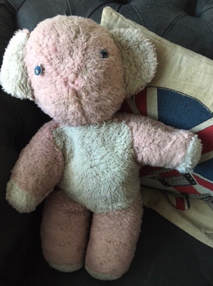 dee_strictly's tweet photo. Excited paws, this is Mummy’s special bear. We’re taking him to see the @teddybearladies tomorrow and we’re sure they can make him mended. Mummy is so happy. https://t.co/jzjFhVHGb0