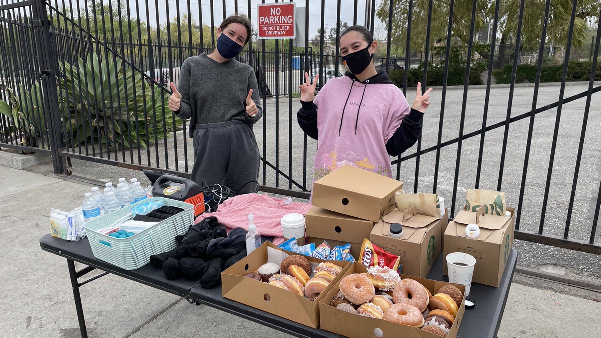 @fight_thepower_ and I do outreach with donuts and coffee. Our communities deserve dignity and love, not criminalization and intimidation. #VillanuevaOutOfVenice #VillanuevaMustGo @LACoSheriff
