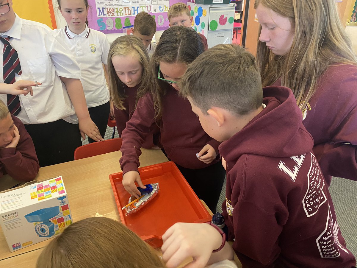 missbowie19's tweet photo. In P7, we used our knowledge of buoyancy to design and build a boat using just tin foil, nothing else! The most effective design could hold 120g before it sunk!! 🚢 #STEM @StMichaelsP7 @SMPG1964 https://t.co/5RIrueyN37