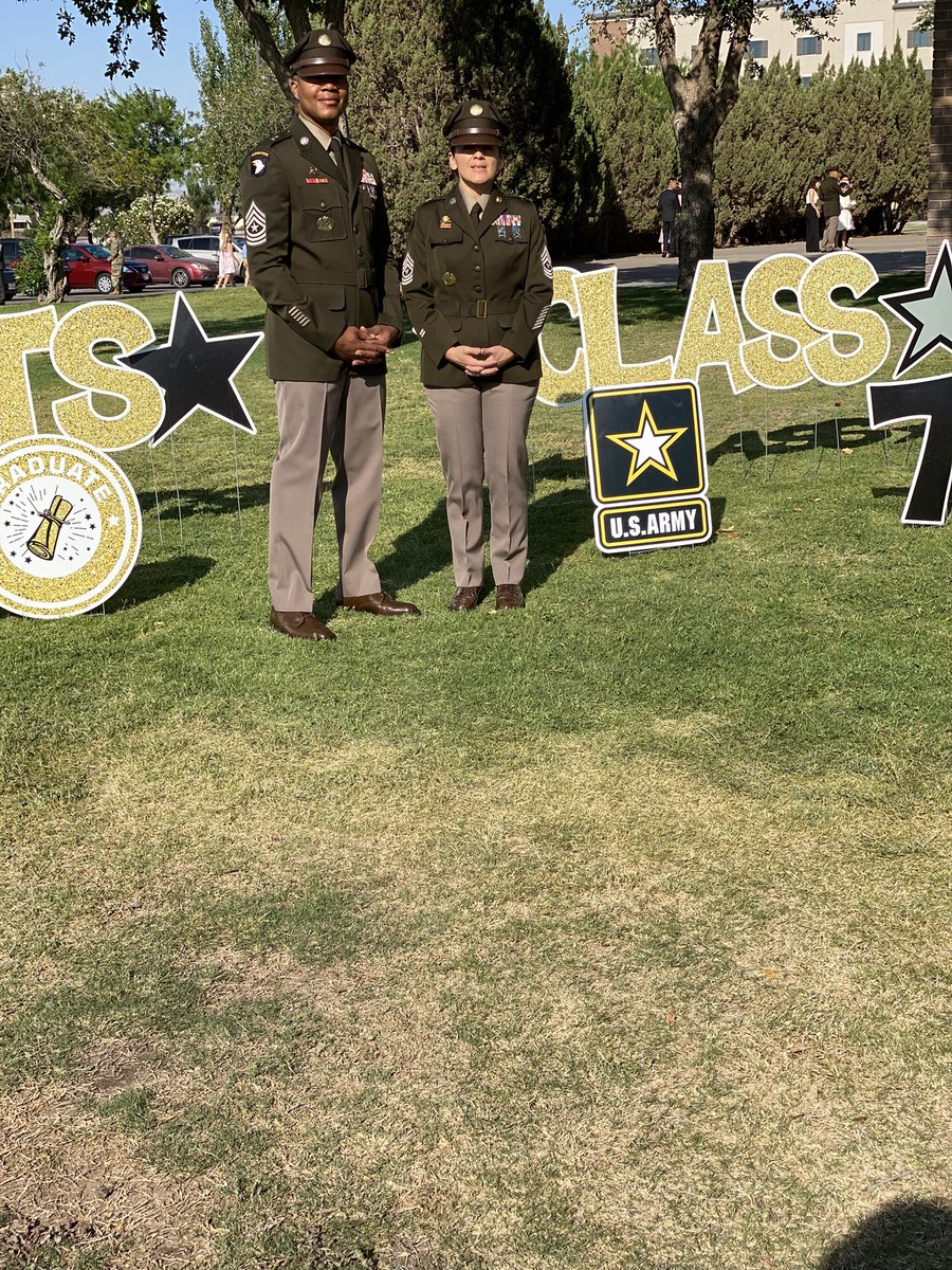 GeorgeRWarren2's tweet photo. We have officially graduated from the Sergeants Major Course Class 71. We are now part of the program. SGM Warren and SGM Silva-Warren on the net! #TeamWarren @16thSMA @PMEHardTrox @pjellis88 https://t.co/ZGvPnwbk34