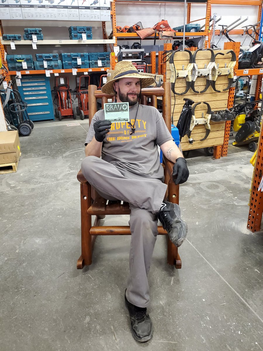 When service desk needs help SEth is to the rescue. 🦸‍♂️🦸🦹‍♂️🦹‍♀️🦹