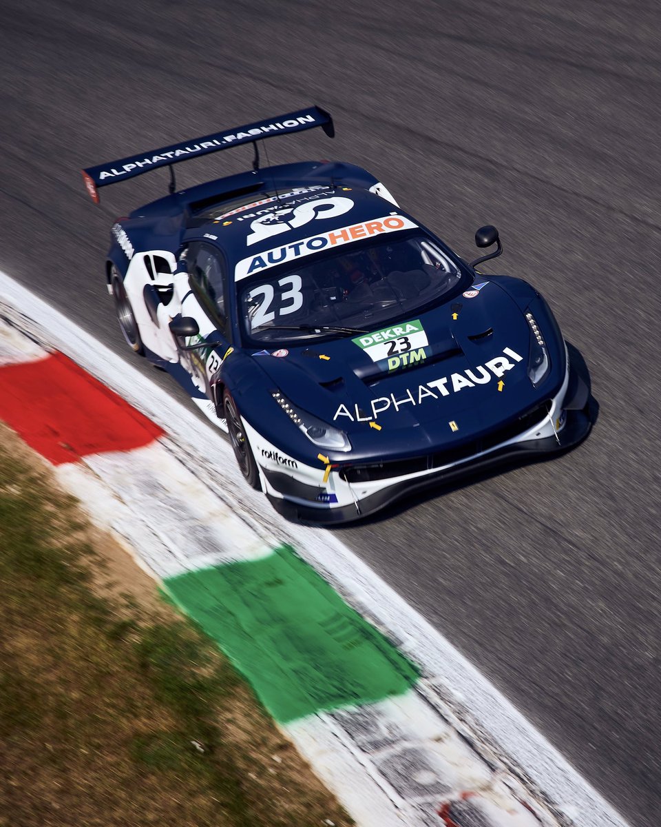 alex_albon tweet picture