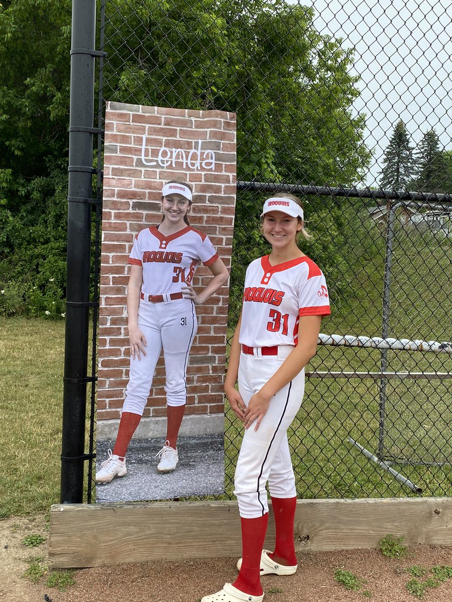 Congratulations Seniors closing out the season at 10-6 with a 5-1 win over WSW! Ready for Playoff Monday against Amherst! Go Chiefs!🤍❤️🥎<a href="/IroquoisAthlet1/">Iroquois Athletics</a> <a href="/PatrickJNagy/">Patrick Nagy</a> <a href="/BeeSportsLive/">Bee News Sports</a> <a href="/sportsunionwny/">Sports Union</a> <a href="/bufnewspreptalk/">BuffaloNewsPrepTalk</a>