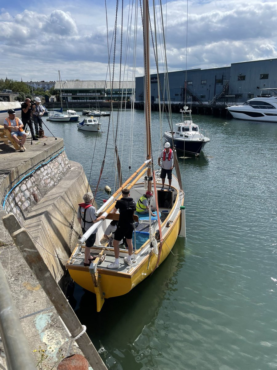 Getting the boat wet for the first time. A very professional lift by <a href="/sparrowcranes/">Sparrow Crane Hire Ltd 🏗</a> to float the boat and check the ballast #AllHandsOnDeck #boating #sustainablefishing