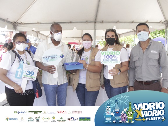 sernaHN's tweet photo. @jerrysabio #MunicipalidadDeLaCeiba #MiAmbiente+ @ciudadmujerhn_ @senprende @ICFHonduras #VICAL @CerveceriaHond @UTHEDU #Recividrio #INVEMA https://t.co/i2TOkkylZN