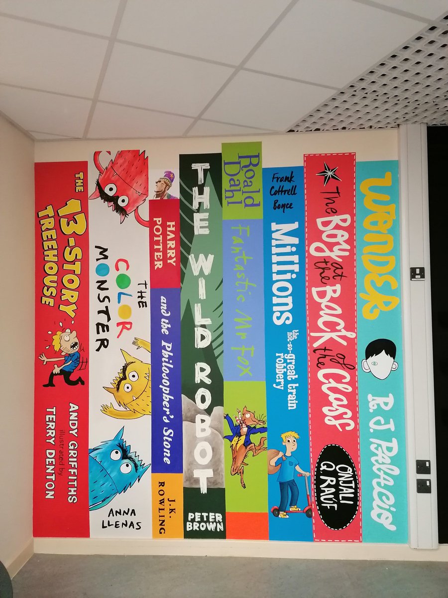 MuralsWallArtJB's tweet image. Book spines painted at a primary school in Nottingham
