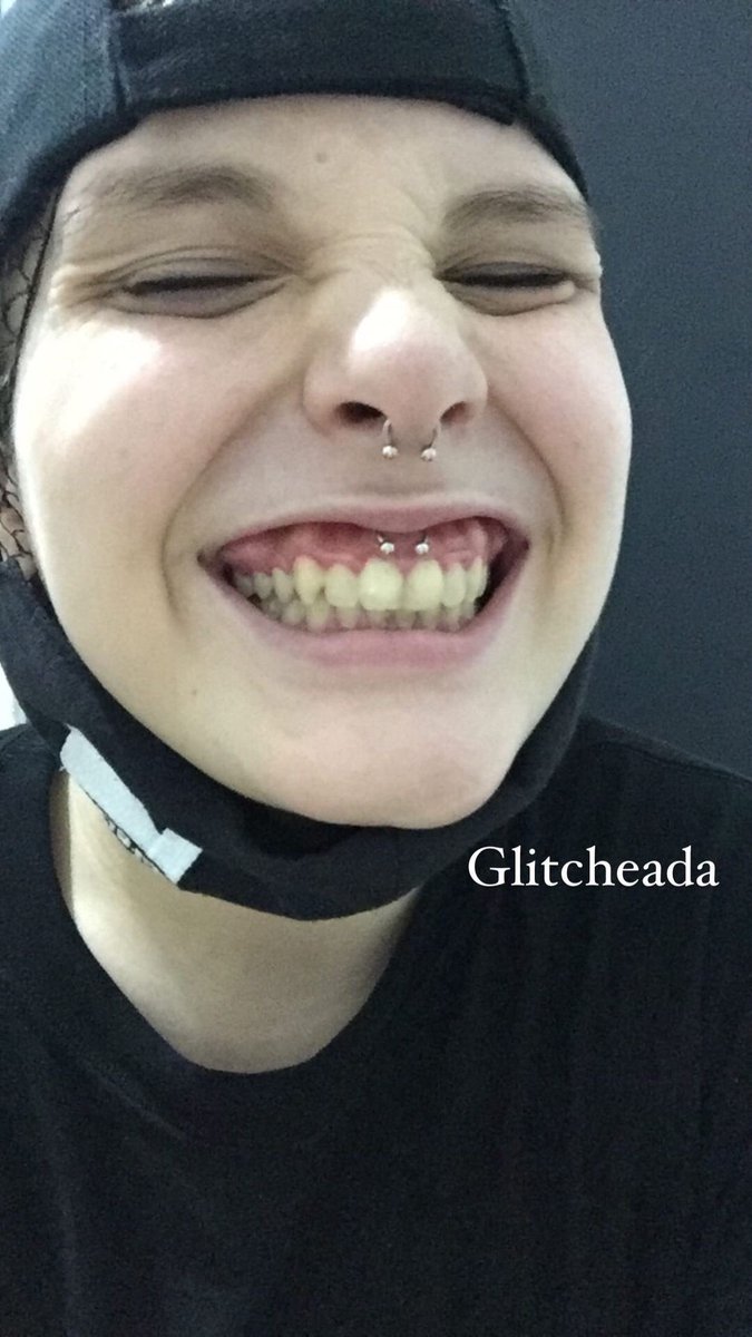 ToraoSimper's tweet photo. This is my update. Two piercings. That’s it https://t.co/zitq55OZq5