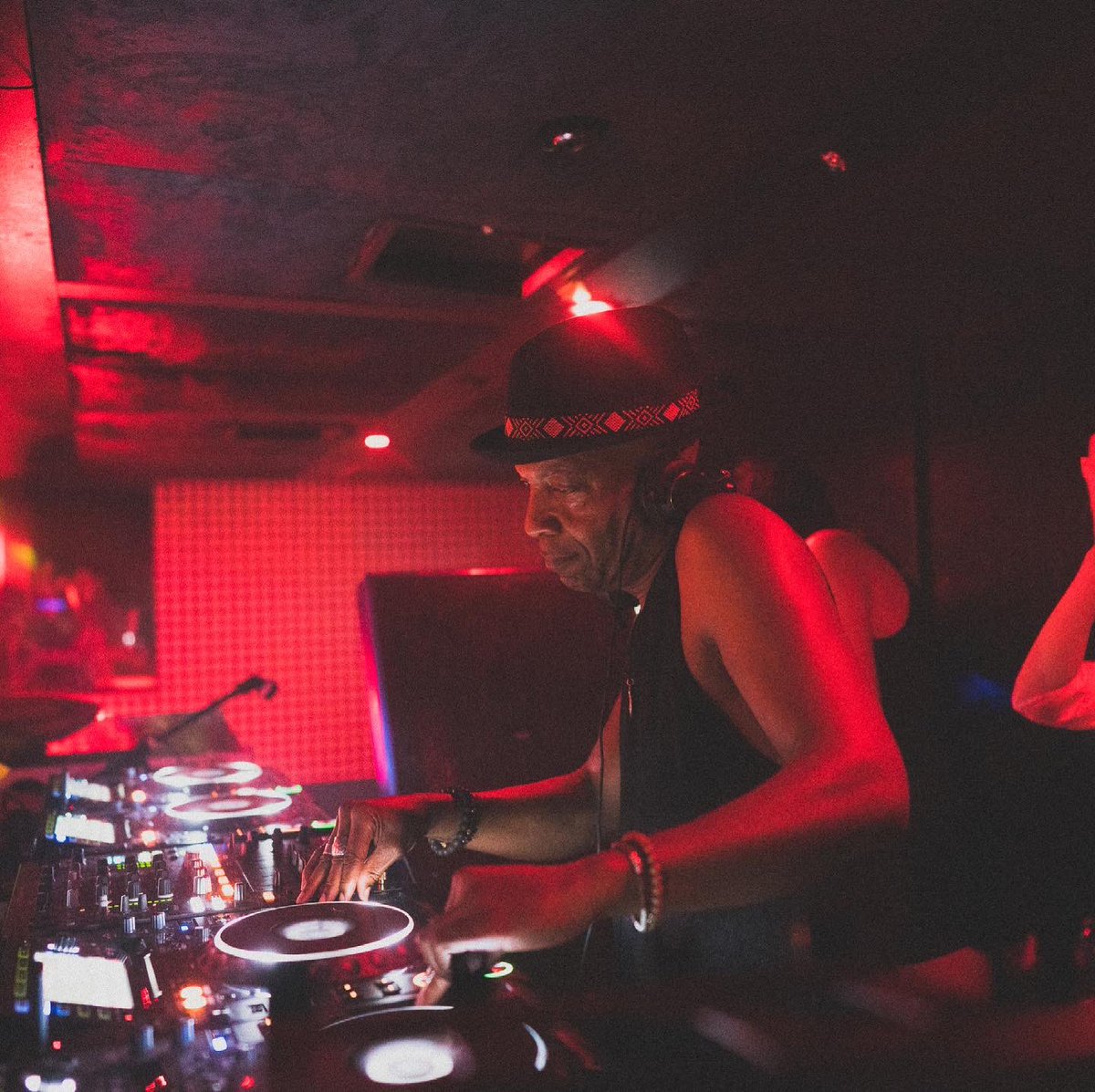 Clinic Wednesdays tweet media