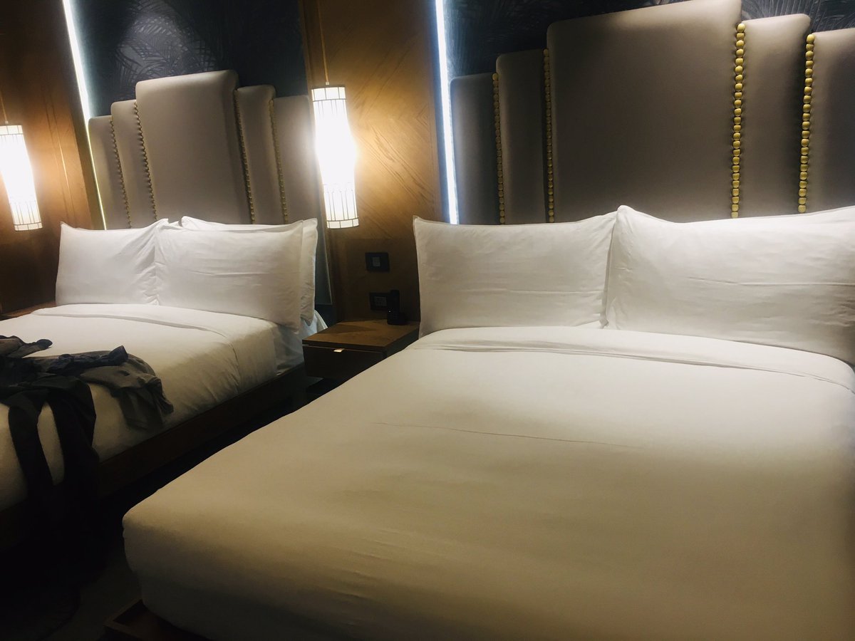 tshepoi's tweet photo. A whole “suite” for the Chief Monk #Fathers Day Weekend 😘 #Ndiyabonga Mina 🙌🏿🇿🇦✊🏿#Tsogo Sun 🌞@tsogosun https://t.co/EKCfK73UcM
