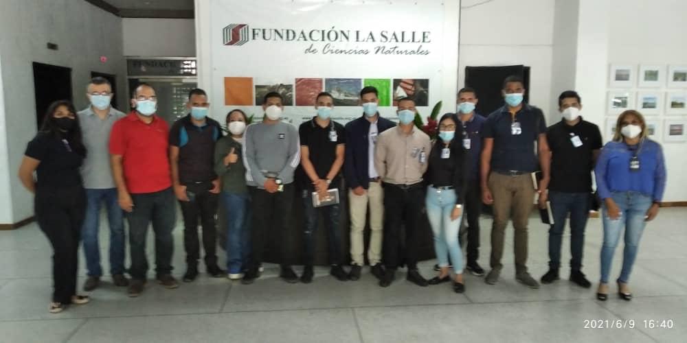 FundaLaSalle's tweet photo. Cumpliendo con las normas de bioseguridad, el pasado martes 8 de junio dió inicio el “Taller de botánica y entomología forense” como parte del Convenio Marco entre Fundación La Salle de Ciencias Naturales y el Servicio Nacional de Medicina y Ciencia Forense (SENAMECF). 

#FLASA https://t.co/WDzybrcM6B