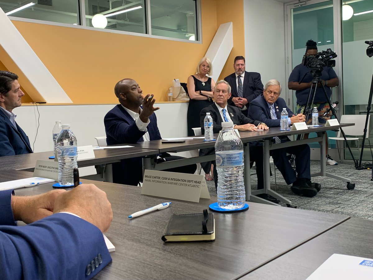 CHSdigital's tweet photo. Happening now: Former Speaker of the House, @SpeakerRyan and @SenatorTimScott visit the Flagship @ the @CHSTechCenter. #chstech #wheretechworks https://t.co/ZLFghRPxCx